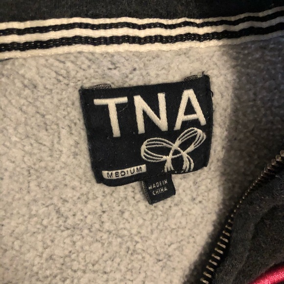 TNA pacific zip up hoodie - Picture 2 of 4
